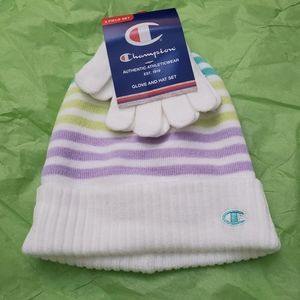 🆕️ Champion Stripe Beanie and Glove Set